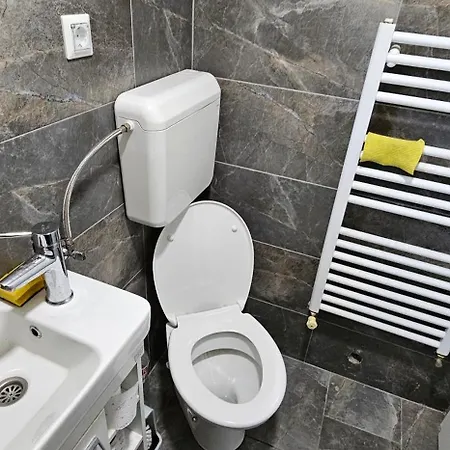 Apartmani Roki Tuzla Exterior photo
